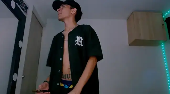 Samuel Suarez online show from December 20, 5:25 am