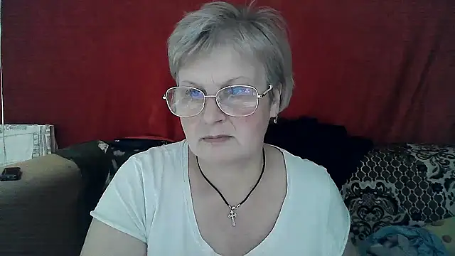 Gina Marlyn online show from February 9, 8:02 pm