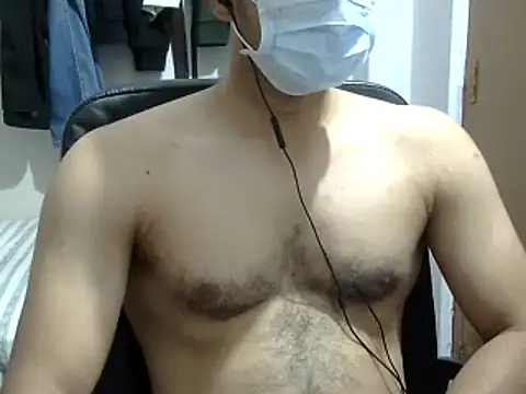 Snapshot of sukku3 chatting on December 28, 10:47 am sukku3 online show from December 28, 10:47 am