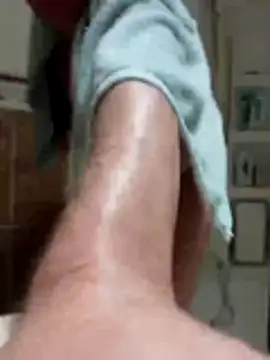 Snapshot of kinkybiiman chatting on October 23, 7:56 pm kinkybiiman online show from October 23, 7:56 pm