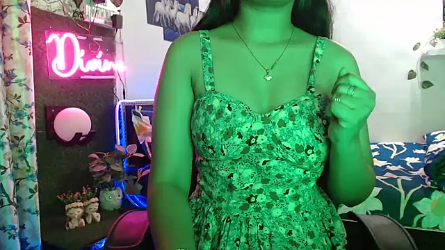 The Divine Love online show from December 8, 7:54 pm