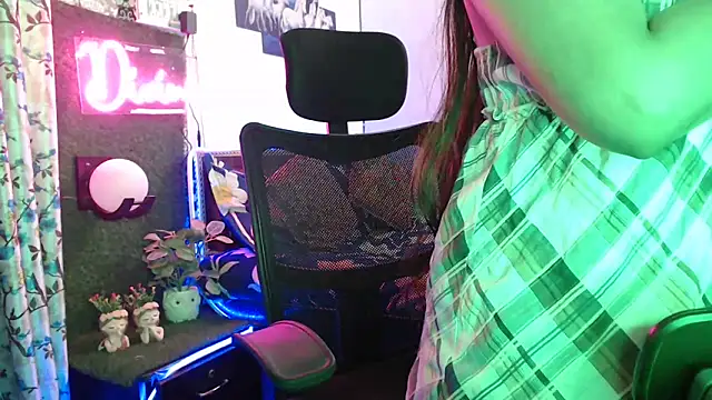 The Divine Love online show from December 14, 7:14 pm