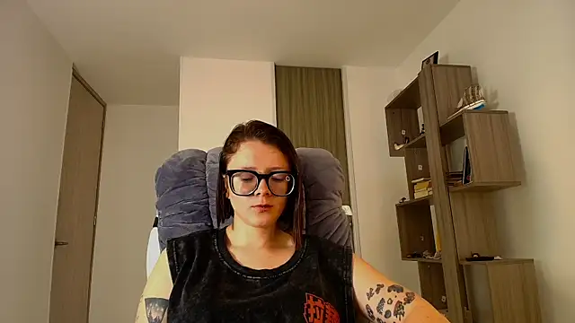 Snapshot of Arya_starrk chatting on November 2, 2:08 pm Arya starrk online show from November 2, 2:08 pm