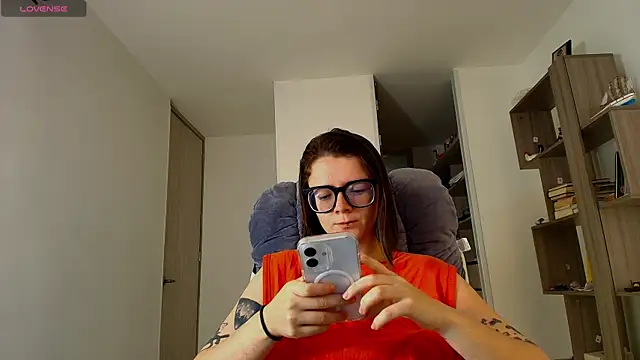 Snapshot of Arya_starrk chatting on November 11, 2:28 pm Arya starrk online show from November 11, 2:28 pm