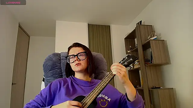 Snapshot of Arya_starrk chatting on November 14, 2:38 pm Arya starrk online show from November 14, 2:38 pm