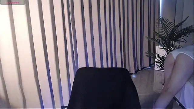 Snapshot of Meet_q chatting on January 15, 1:10 am Meet q online show from January 15, 1:10 am