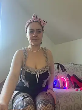 Stoned-baby69 online show from May 14, 12:45 pm