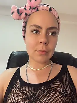 Stoned-baby69 online show from June 14, 4:53 pm