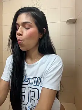 MauraGray online show from March 13, 10:27 pm