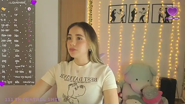 Snapshot of ShelbyHagen chatting on October 24, 7:10 pm ShelbyHagen online show from October 24, 7:10 pm