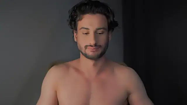 Keen   Luckystrike online show from January 8, 11:10 am