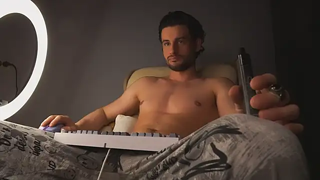 Keen   Luckystrike online show from March 6, 11:09 pm