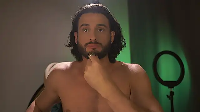 Keen   Luckystrike online show from October 11, 3:54 pm