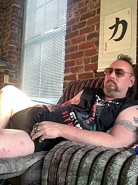 Littledick007007 online show from March 9, 10:36 pm