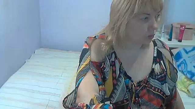 Snapshot of Lusi-777 chatting on July 3, 7:15 am Lusi-777 online show from July 3, 7:15 am