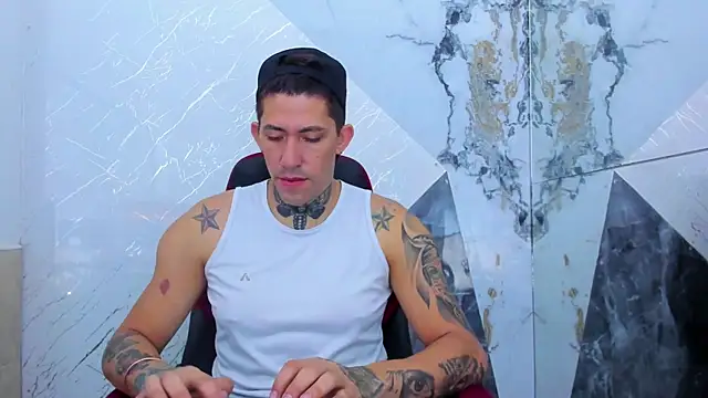 Snapshot of yeckodream chatting on November 14, 4:22 am yeckodream online show from November 14, 4:22 am