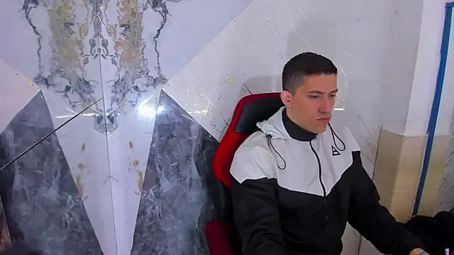 Snapshot of yeckodream chatting on December 2, 4:40 am yeckodream online show from December 2, 4:40 am