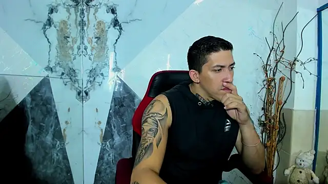 Snapshot of yeckodream chatting on December 14, 4:29 am yeckodream online show from December 14, 4:29 am