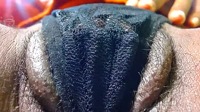 bethanywilson 23 online show from January 15, 4:00 pm