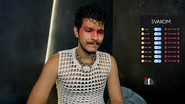 Snapshot of die_mond chatting on November 13, 7:35 pm die mond online show from November 13, 7:35 pm