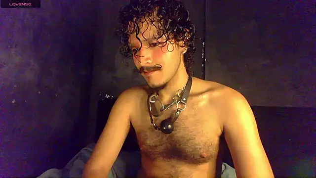 Snapshot of die_mond chatting on June 5, 11:16 am die mond online show from June 5, 11:16 am