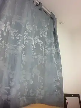 Snapshot of sophiaamethystt chatting on January 9, 2:43 am sophiaamethystt online show from January 9, 2:43 am