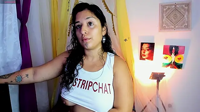 Snapshot of sophiaamethystt chatting on November 27, 4:42 pm sophiaamethystt online show from November 27, 4:42 pm