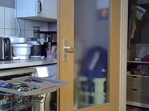 Snapshot of dragon77chelsi chatting on November 30, 5:06 pm dragon77chelsi online show from November 30, 5:06 pm