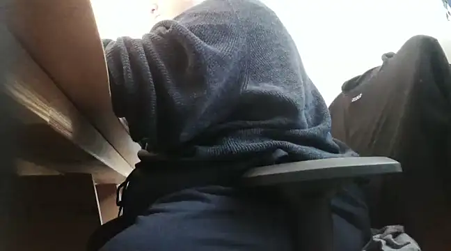 chubbysmallcockxh online show from March 8, 5:11 pm