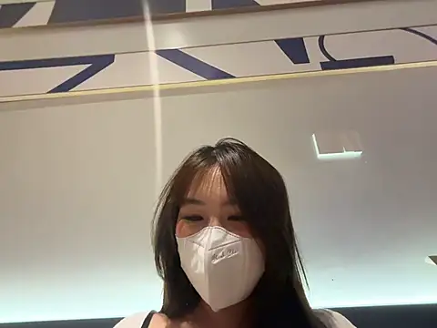 Onee-Chew online show from June 16, 4:31 pm