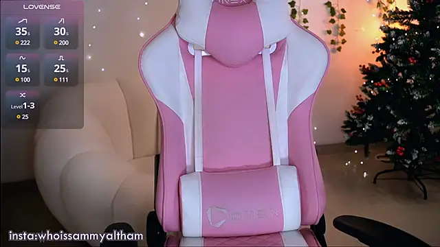 Snapshot of sam_altham chatting on December 19, 3:29 am sam altham online show from December 19, 3:29 am