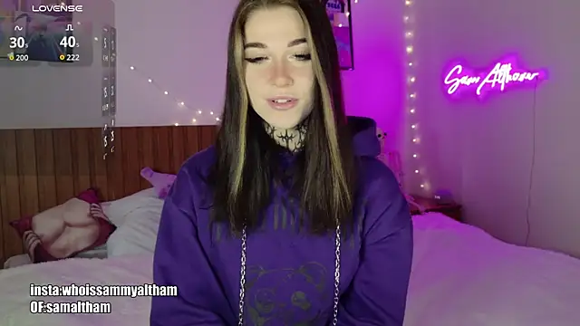 Snapshot of sam_altham chatting on October 17, 12:14 am sam altham online show from October 17, 12:14 am