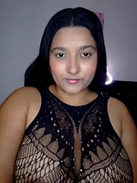 Snapshot of Rosse_khalifa2 chatting on July 29, 10:08 pm Rosse khalifa2 online show from July 29, 10:08 pm