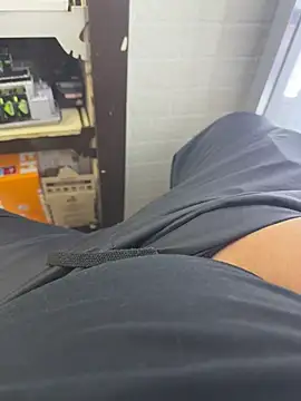 buri232 online show from March 1, 6:11 pm