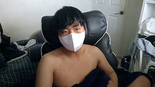 dlgkdla123 online show from March 24, 7:35 am