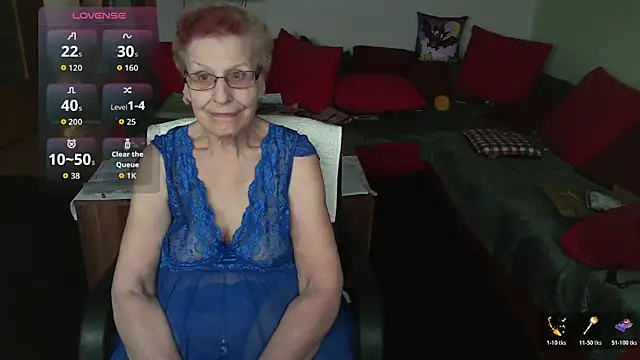 HeisseomaOriginal online show from November 27, 8:16 am