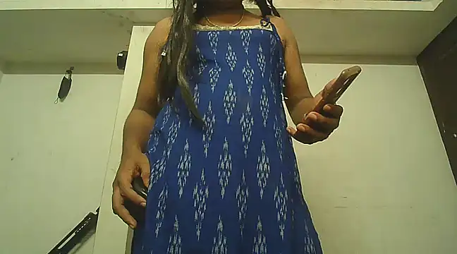 Snapshot of Akhilamolu_the_transsissy chatting on March 8, 6:26 pm Akhilamolu the transsissy online show from March 8, 6:26 pm