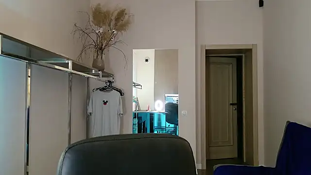 Mila Anders online show from July 23, 4:43 am