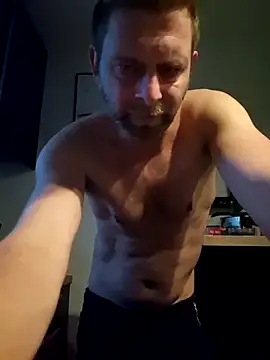 Snapshot of Mjn34 chatting on November 4, 6:45 am Mjn34 online show from November 4, 6:45 am