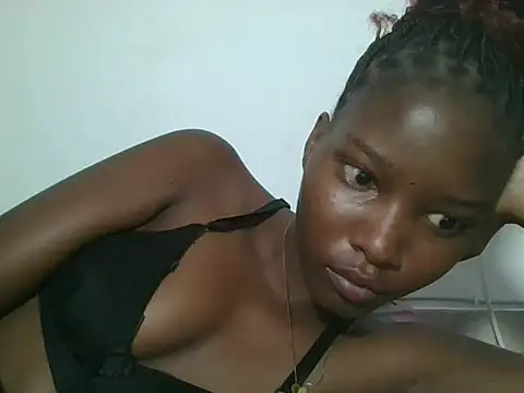 sexyjanett online show from July 3, 6:31 am