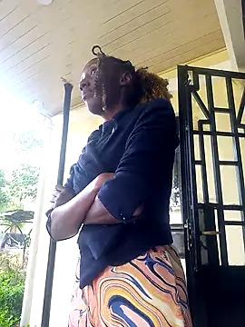 Snapshot of lynnkatrina chatting on September 11, 6:13 am lynnkatrina online show from September 11, 6:13 am