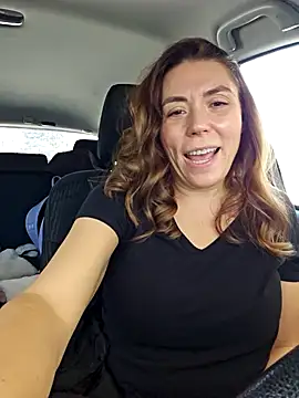 Ellie-L-Elizabeth online show from February 8, 3:00 pm