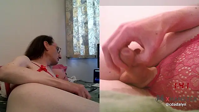 CDAdalyn online show from December 15, 3:13 am