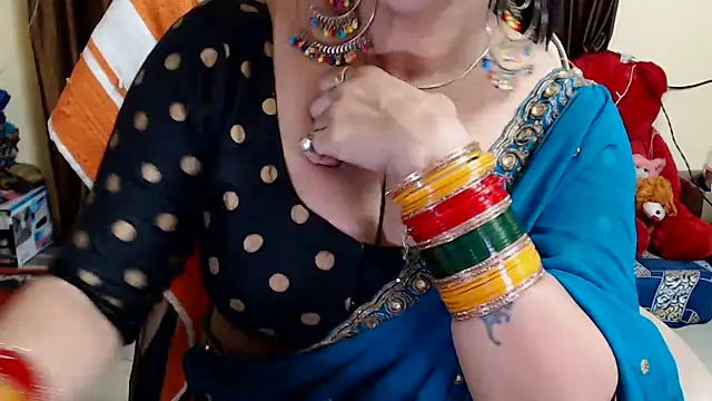 Naughty Kashish online show from December 7, 10:12 am