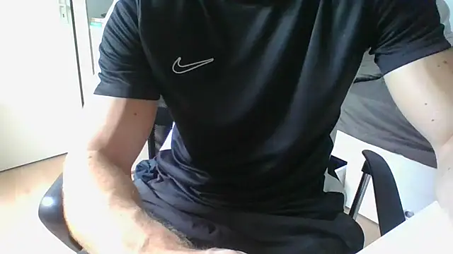 RamonJoosse2002 online show from June 17, 11:23 am