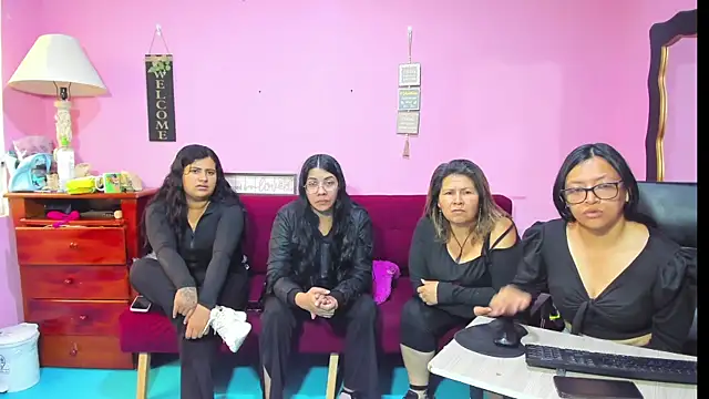 lesbiancuple online show from November 14, 1:54 pm