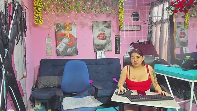 Snapshot of lesbiancuple chatting on May 26, 1:18 pm lesbiancuple online show from May 26, 1:18 pm