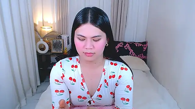 Snapshot of Mimi_Cums chatting on October 26, 9:42 pm Mimi Cums online show from October 26, 9:42 pm