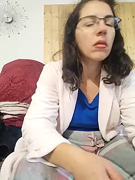 SquirtyMellissaLabia online show from December 14, 8:20 am