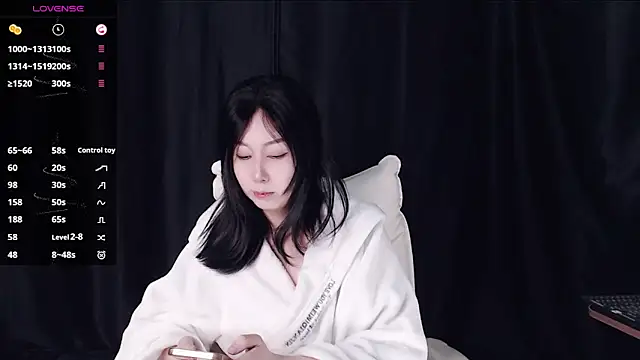 Snapshot of qianqian_ chatting on March 22, 2:20 pm qianqian online show from March 22, 2:20 pm